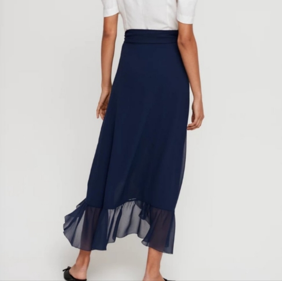 NWOT - XS - Aritzia - Wilfred - Greige Skirt - Navy Blue - Picture 5 of 13